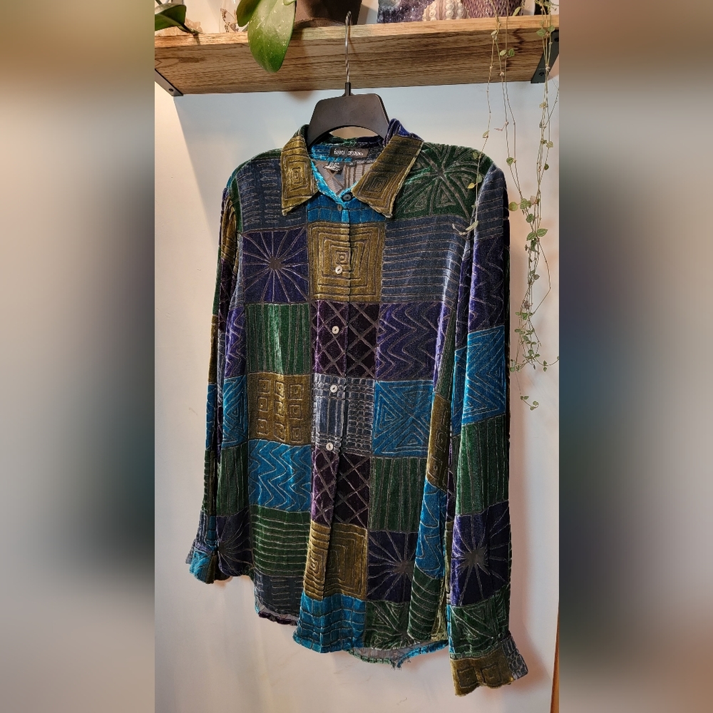 Super Unique Button Down - Picture 8 of 15